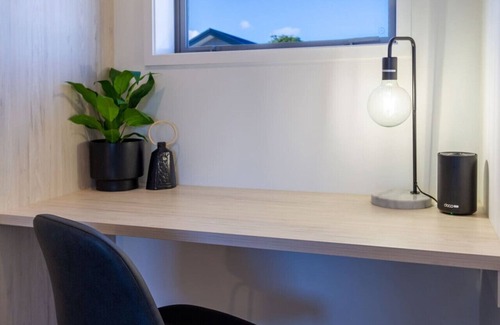 Upper Riccarton House | Modern Townhouse by Middleton Park, 1 bed 1 bath