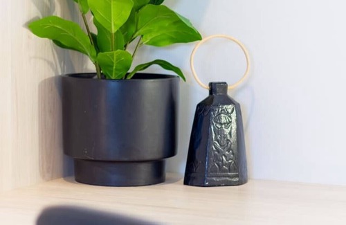 Upper Riccarton House | Modern Townhouse by Middleton Park, 1 bed 1 bath