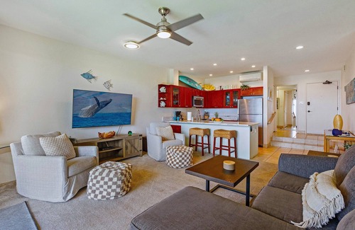 Napili Condo | Modern, Updated, & Clean Oceanfront Get-A-Way at Napili Point. Not on Min. List