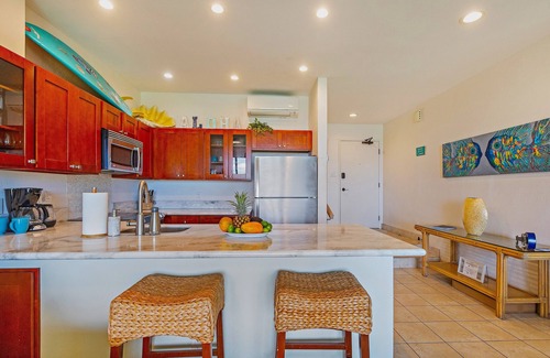 Napili Condo | Modern, Updated, & Clean Oceanfront Get-A-Way at Napili Point. Not on Min. List