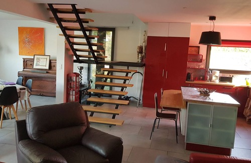 La Tour-d'Aigues House | MODERN VILLA OF 150 M2 AT THE FOOT OF LUBÉRON - 10 PEOPLE - 4 BEDROOMS - POOL