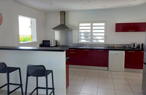 Morel Villa | Modern villa with pool and beach access