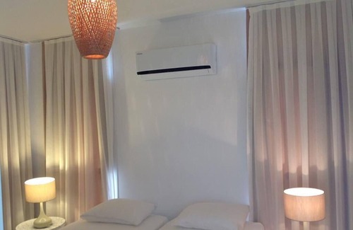 Gulluk Villa | Modern Villa with private garden and private pool