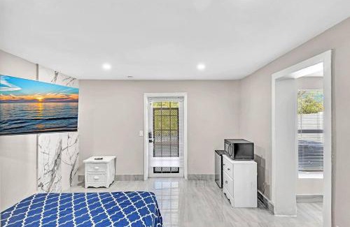 Fort Lauderdale Villa | Modern Villa with Pool Hollywood Hard Rock Casino