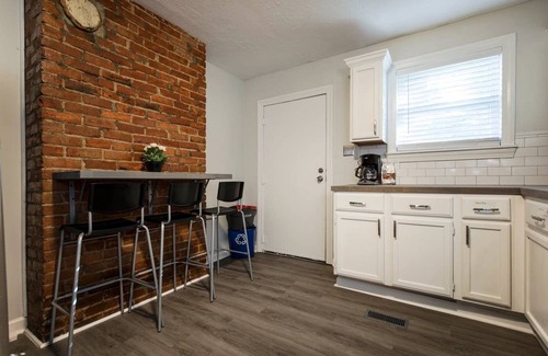 Smoketown Jackson House | Modern yet historic 3BR House by CozySuites