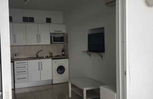 Arona Apartment | Modern1 bed apt with AC seaview.Azahara overlooks las Vista beach. Golden Mile