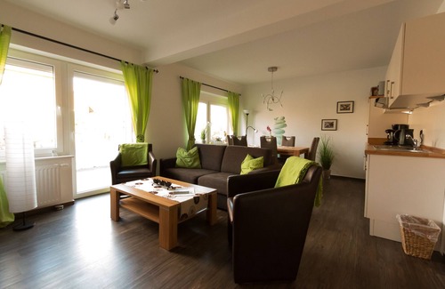 Norddeich Apartment | Moderne Eg-wohnung mit Terrasse in Ruhige Straßenlage - 65m² bis 6 Pers