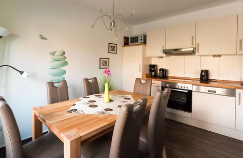 Norddeich Apartment | Moderne Eg-wohnung mit Terrasse in Ruhige Straßenlage - 65m² bis 6 Pers