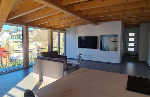 Burgthann Apartment | Moderne Ferienunterkunft/Wohnung