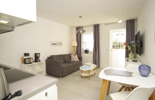 Gross Zicker Apartment | moderne Ferienwohnung mit eigener Terrasse - Haus Inselwind FeWo MEERstille