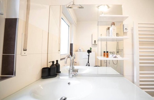 Horde Apartment | Modernes Apartment auf 2 Etagen in ruhiger Lage zentral zu Stadion und Westfalenhallen