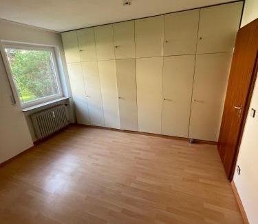 Ansbach Apartment | Modernes Apartment mit Balkon und Aussicht