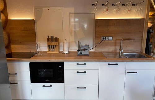 Zell im Fichtelgebirge Apartment | Modernes Chalet mit Balkon