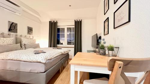 Kittersburg Apartment | Modernes Doppelzimmer mit Bad & AC in Kehl Goldscheuer - 1A Guesthouse