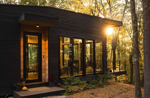 Rhinebeck House | Modernist Wooded Retreat Rhinebeck on 75 acres