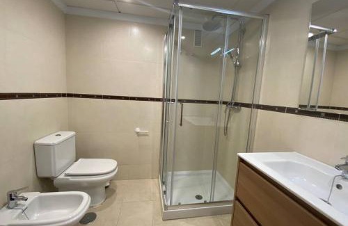 Caleta de Velez Apartment | Moderno Apartamento en primera linea de playa con terraza y vistas al mar- Caleta del Puerto