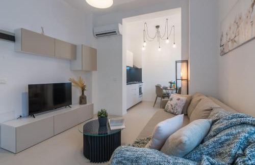 Viserba Apartment | Moderno bilocale a 90m dal mare con posto auto - Residence Cinzia