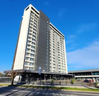 Los Angeles Apartment | Moderno, nuevo, excelente ubicación, 1D1B, parking