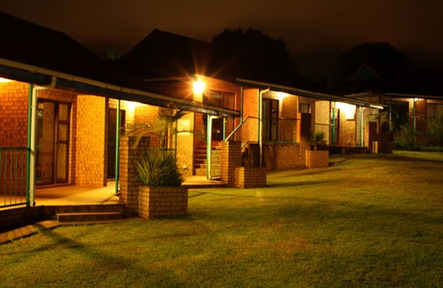 Graskop Hotel | Mogodi Lodge Hotel Style Room