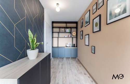 Tractorul Apartment | MoHost Noblesse - Urban Style & Comfort