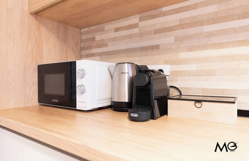 Tractorul Apartment | MoHost Sabina - Luxury with Balcony