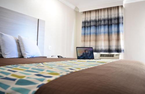 Victorville Hotel | Mojave Inn