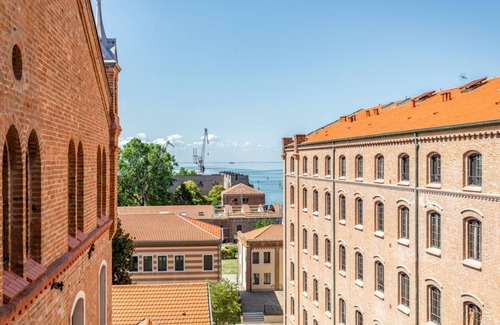 Molina Apartment | Molino Stucky Residence Sandolino Suite