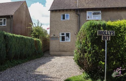 Nether Westcote House | Molly's Bit