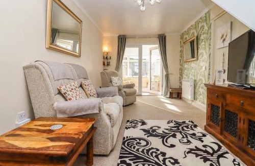 Nether Westcote House | Molly's Bit