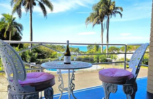 Mollymook Hotel | Mollymook Ocean View Motel Rewards Longer Stays -over 18s Only