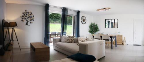 Mansle Villa | Mon havre de paix, Villa Campagne Charentaise