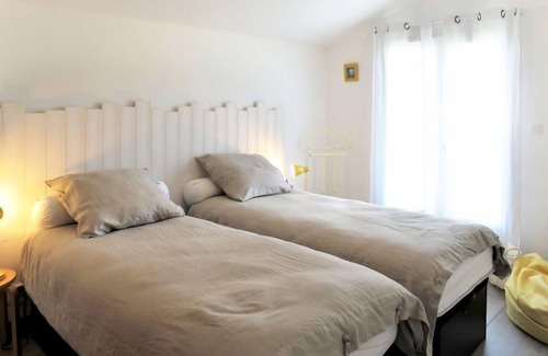 Saint-Vivien-de-Medoc House | Mon Poussin by Interhome