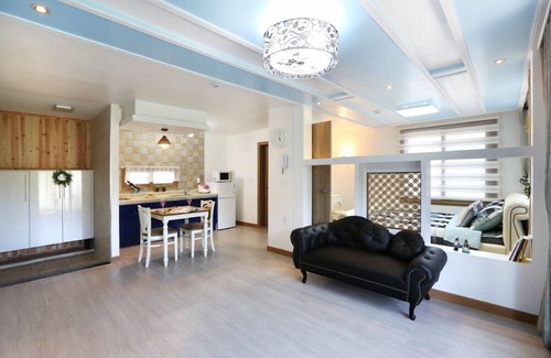 Sanyang-eup House | Monami Pension