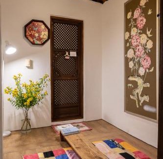Jeonju House | MongYouHwaWon Guesthouse(Painter's house)
