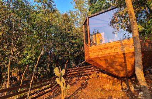 Kfardebian House | MONKEY MANSION - Luxurious treehouse with outdoor hot tub