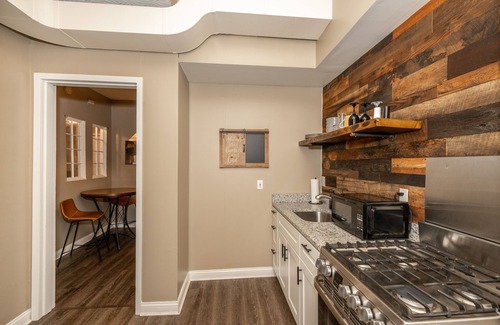 Newport Condo | Monmouth Lofts | Newport Lofts Sleep 10