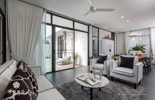 Chalong Villa | Mono 3bedroom seaside pool villa