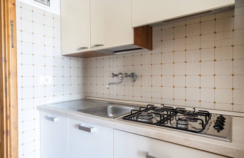 Villanova Apartment | Monolocale vista giardino-Studio-Balcony-Private Bathroom