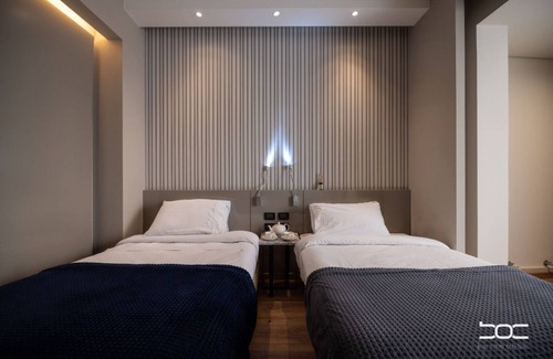 Sodeco Hotel | Monot Suites