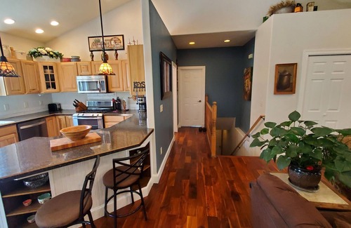 Bozeman House | Montana Adventure Home -10 min to Bozeman airport