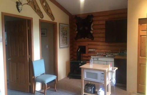 Bridge Lake Bed & Breakfast | Montana Hill Guest Ranch