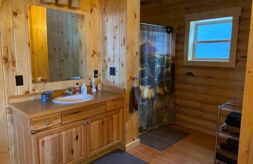 Livingston Cabin | Montana Mountain Lodge Retreat
