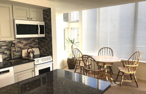 Montauk Condo | Montauk Manor -1 BR 925 sq. ft. loft in resort overlooking Block Island Sound
