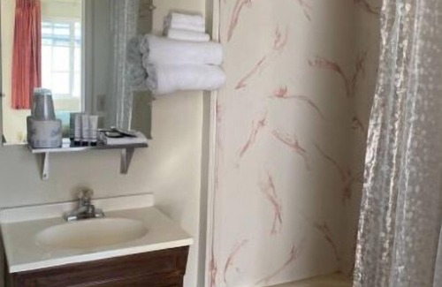 Mount Shasta Hotel | Monte Bianco Inn