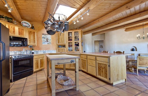 Canoncito House | Monte De Canoncito - A Beautiful Mountain Top Home, 10 Miles From Santa Fe, NM