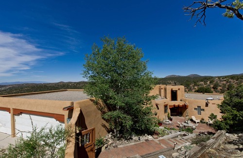 Canoncito House | Monte De Canoncito - A Beautiful Mountain Top Home, 10 Miles From Santa Fe, NM