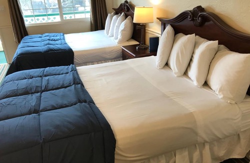 Munras Avenue Hotel | Monterey Pines Inn