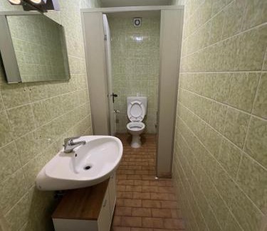 Gerbrunn Apartment | Monteurzimmer 1, Würzburg, Gerbrunn, Gemeinschaft Küche, WC, Dusche