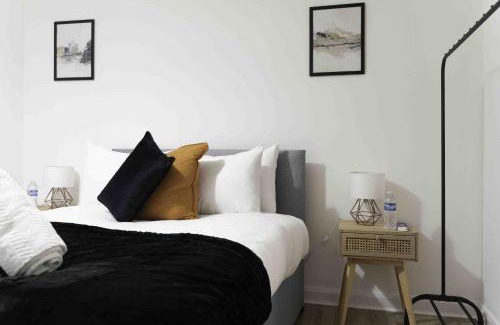 Paisley Apartment | Montgomery Avenue