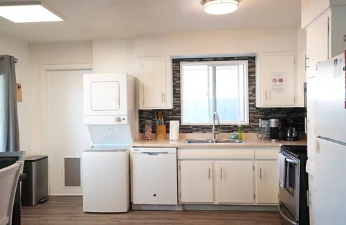 Southwest Village Apartment | Monthly Discounts for Perfect Pet Friendly Pad!